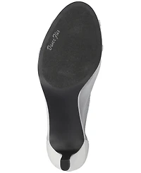 Easy Street Women's Picaboo Slip-On Pumps
