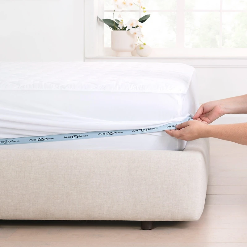 Host & Home Classic Waterproof Mattress Pad, Deep Pockets, Soft Polyester Microfiber Bed Protector Cover