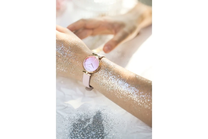 Woman Watch 30mm Mother-of-pearl dial 60 pearls, Victoria Hyde