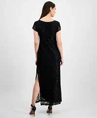 Connected Petite Lace Wired V-Neck Maxi Dress