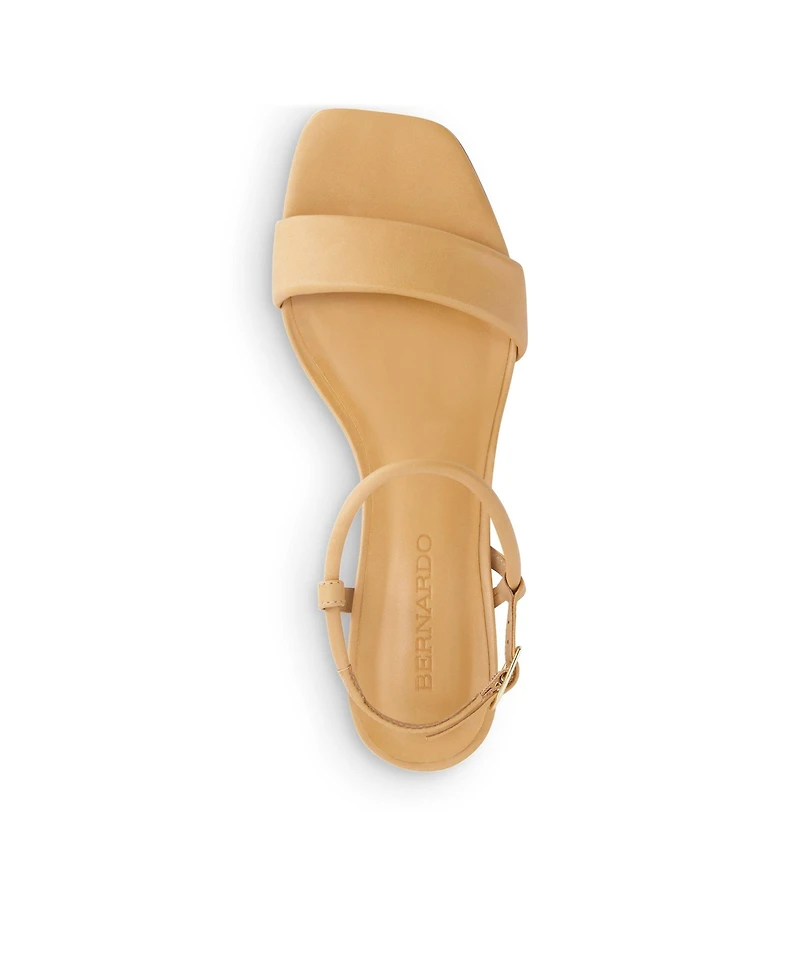 Bernardo Footwear Josei Low Heel Sandal