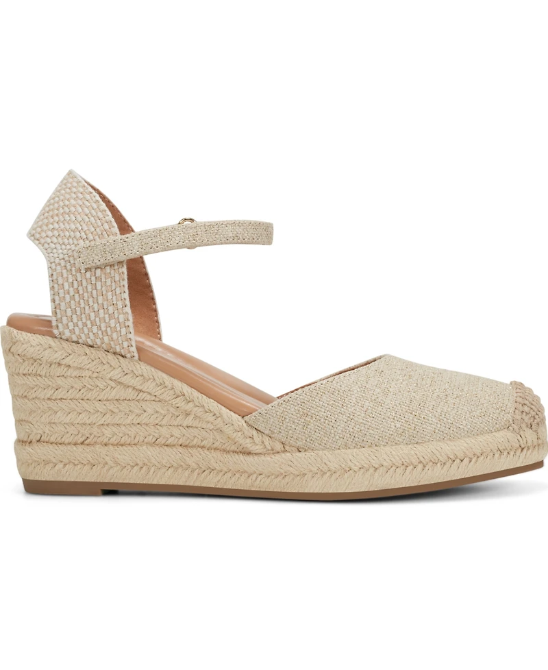 Easy Spirit Women's Makaylie Closed Toe Wedge Sandals