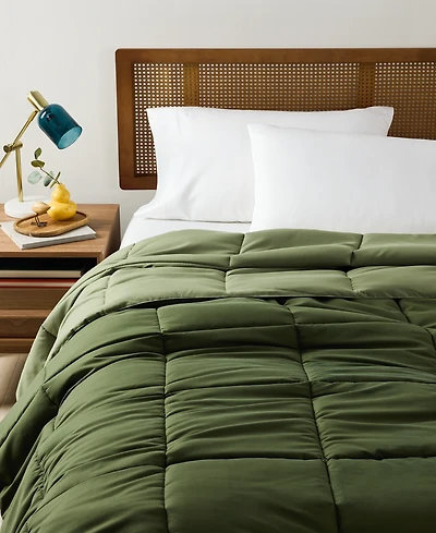 Arch Studio Microfiber Down Alternative Comforter