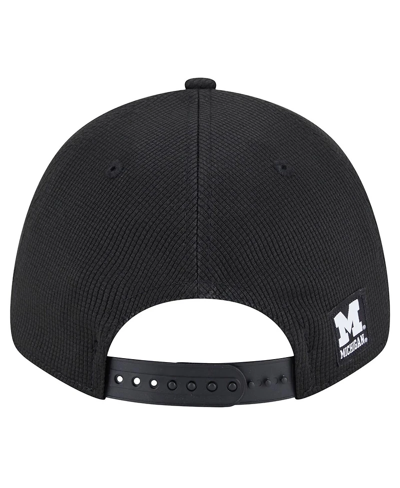 New Era Men's Black Michigan Wolverines Pivot 9FORTY Stretch-Snap Adjustable Hat