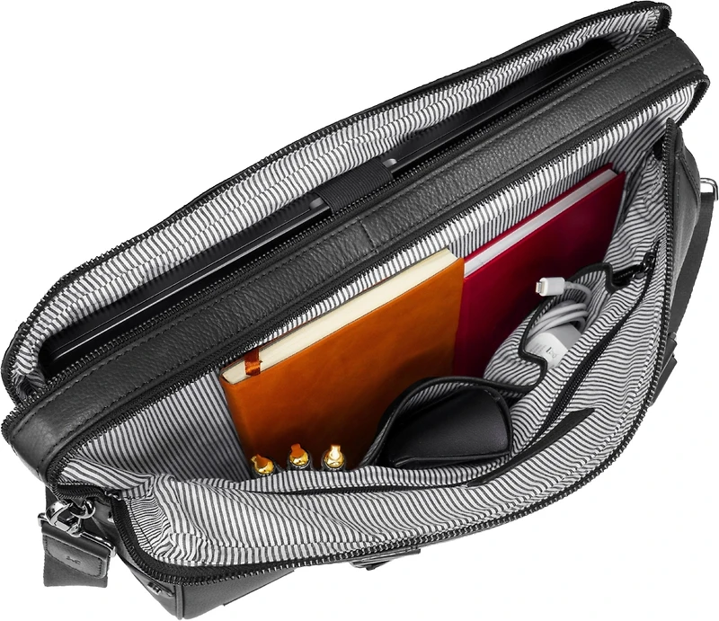 Boarding Pass The Gotham 18un Pebble Grain Genuine Leather Briefcase