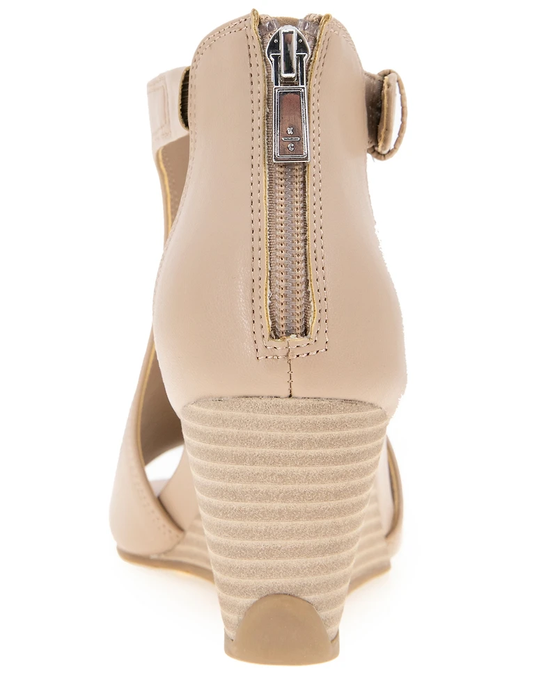 Kenneth Cole Reaction Women's Gracie Wedge Sandals
