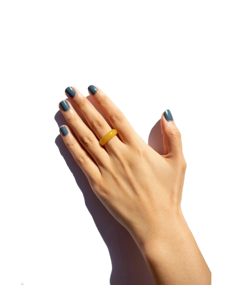 Carrie — Yellow jade ring