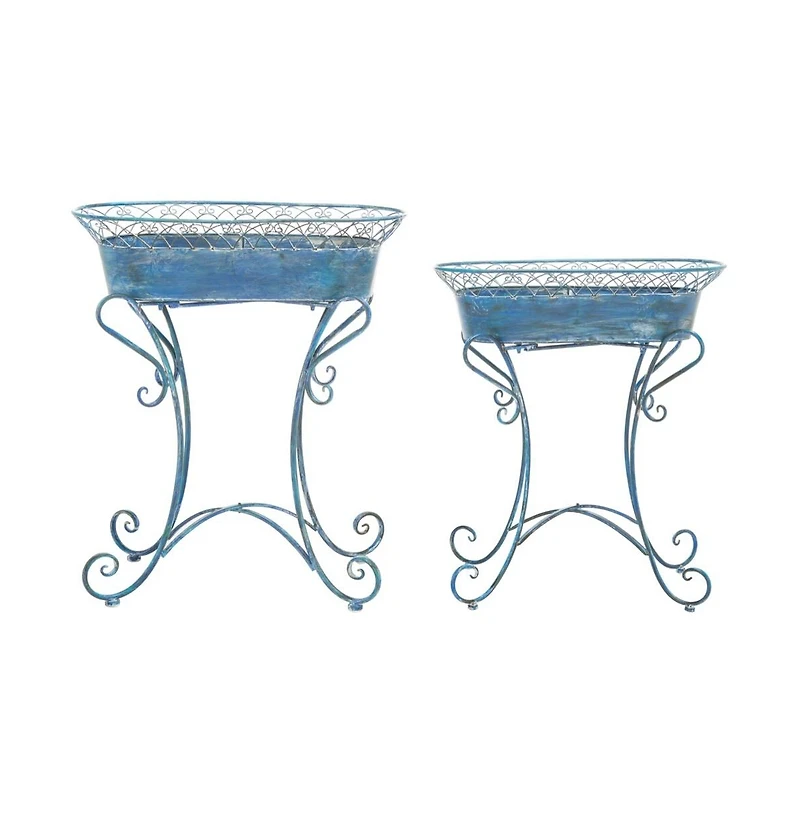 Hendrick Planters