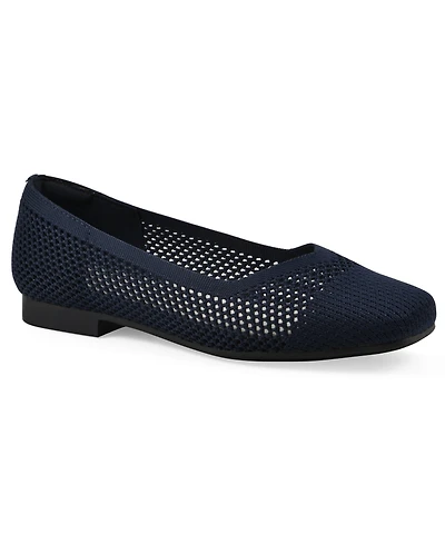 Cliffs by White Mountain Women's Beslee Square Toe Ballet Flats
