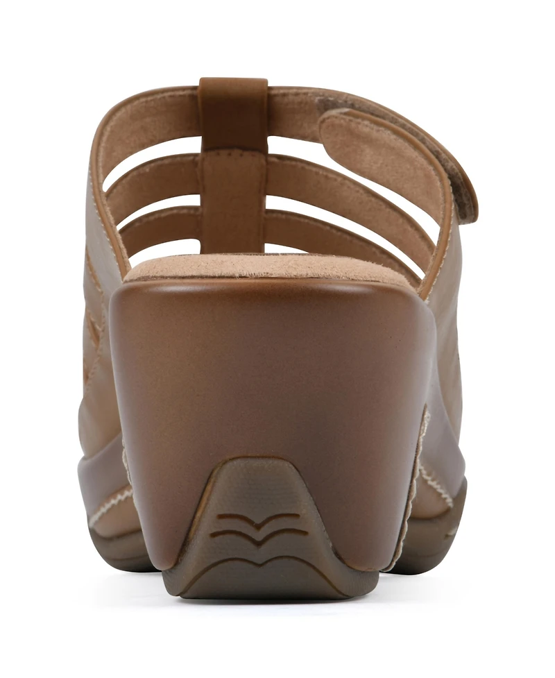 White Mountain Women's Valencia Slip-On Clog Sandals