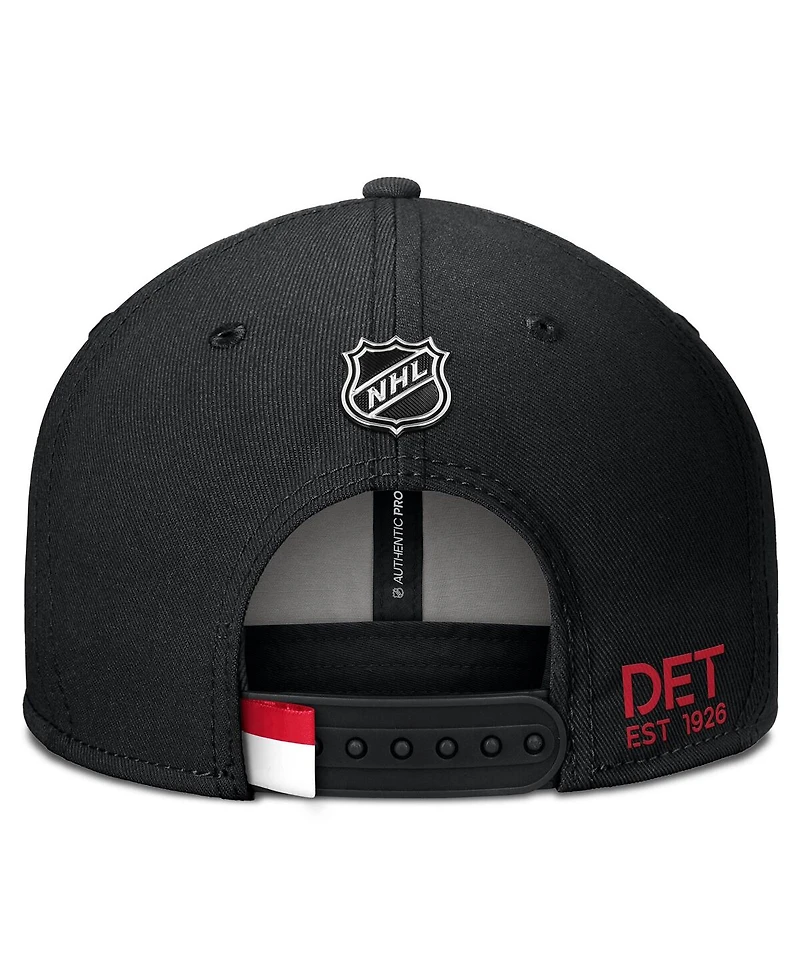 Fanatics Men's Black Detroit Red Wings Authentic Pro Prime Snapback Hat
