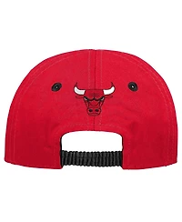 Outerstuff Baby Boys and Girls Red Chicago Bulls My First Tail Sweep Slouch Flex Hat