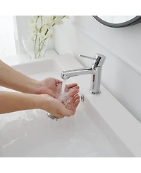 Single Handle Single Hole Modern Bathroom Faucet Bathroom Drip-Free Vanity Sink Faucet in Polished Chrome