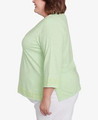 Alfred Dunner Plus Parrot Cay Solid Split Neck Lace Trim Top