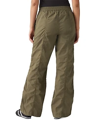 Levi's Women's Cotton Mid-Rise Baggy Parachute Pants
