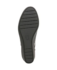 Naturalizer Women's Sutton Closed Almond Toe Slingback Wedges