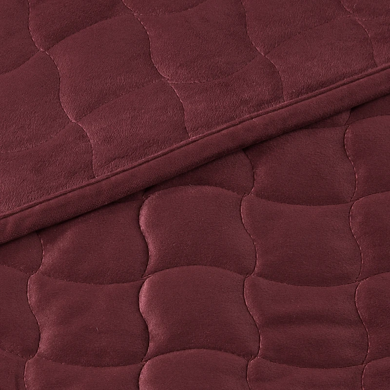 Linery & Co. Velvet Solid Quilt Set