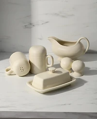 Fiesta Linen Salt And Pepper Shaker Set