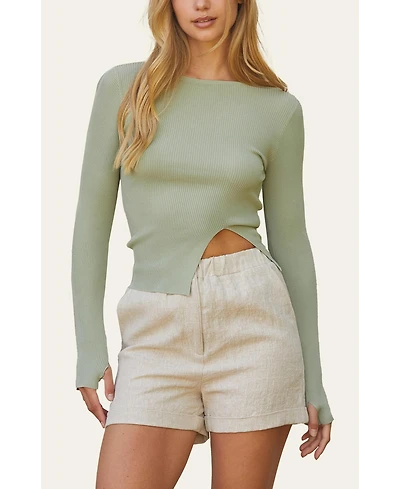 Crescent Women's Darcie Front Split Knit Top