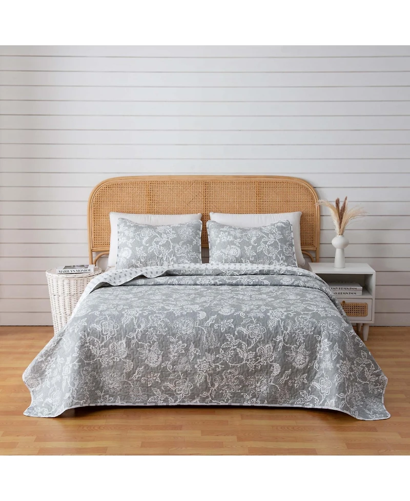 Linery & Co. Delicate Floral Microfiber Quilt Set With Shams