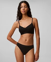 Calvin Klein Women's Bonded Flex Thong Underwear QD3958