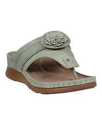 Gc Shoes Women's Vickie Flower Thong Flat Sandals