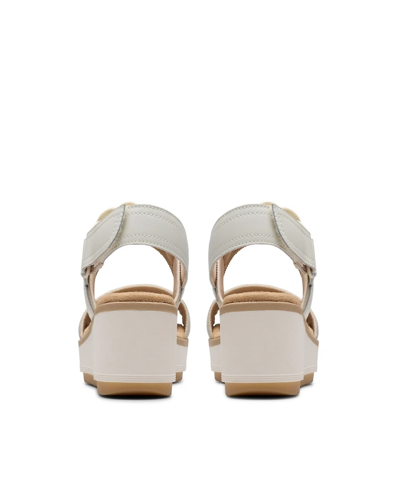 Clarks Collection Women's Wrenly Eve Wedge Sandals
