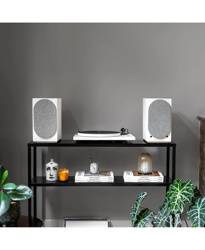 Triangle Lunar 1 Manual Turntable