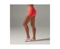 Tavi Women's TaviCloud Hot Short
