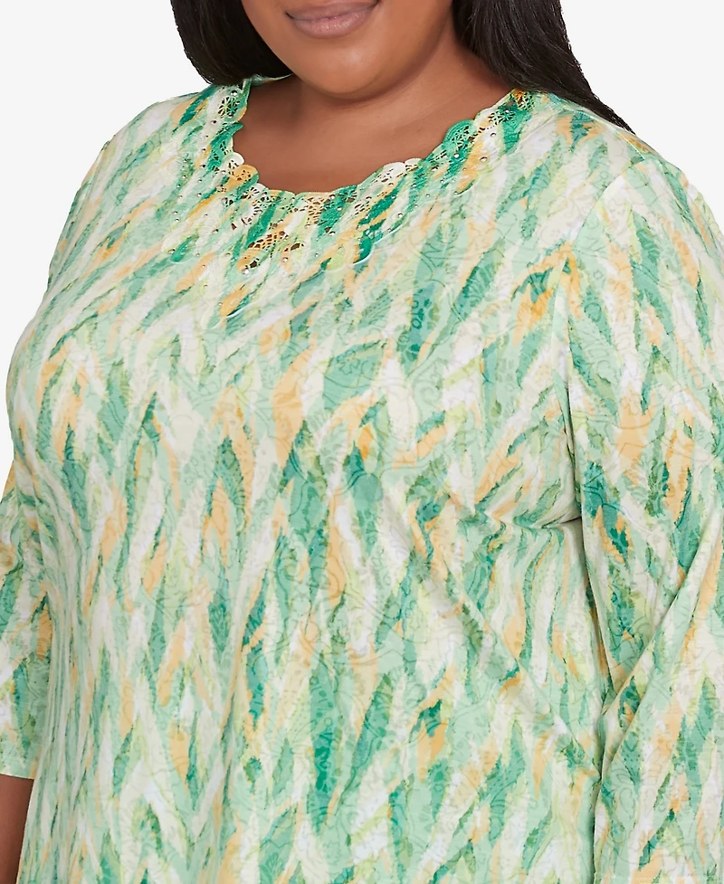 Alfred Dunner Plus Rise & Shine Bright Textured Strokes Embellished Top