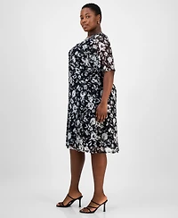 Connected Plus V-Neck Ruch-Front Short-Sleeve Mesh Dress
