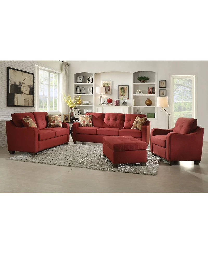 Armchair with Linen Upholstery – Timeless and Versatile Design
