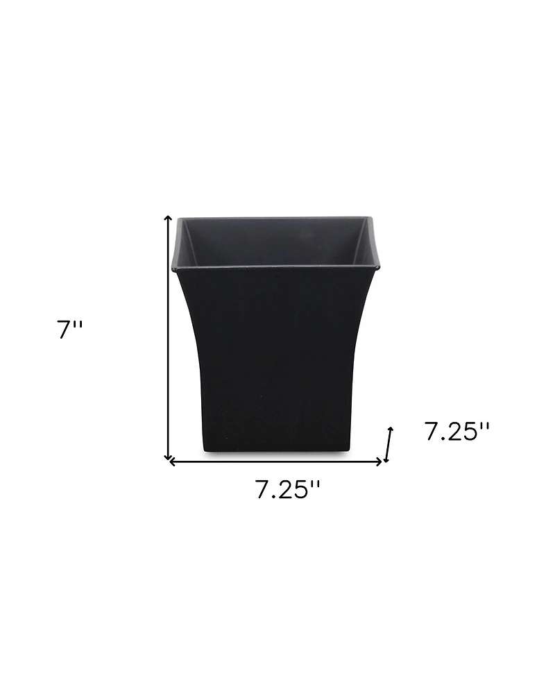 Square Plastic Planter Pot – Durable Indoor/Outdoor Flower for Garden, Patio, or Balcony Use