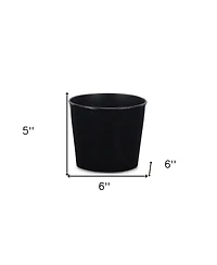 Round Plastic Planter Pot for Indoor and Outdoor Garden Decor