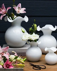 Vietri Hibiscus Medium Fluted Vase