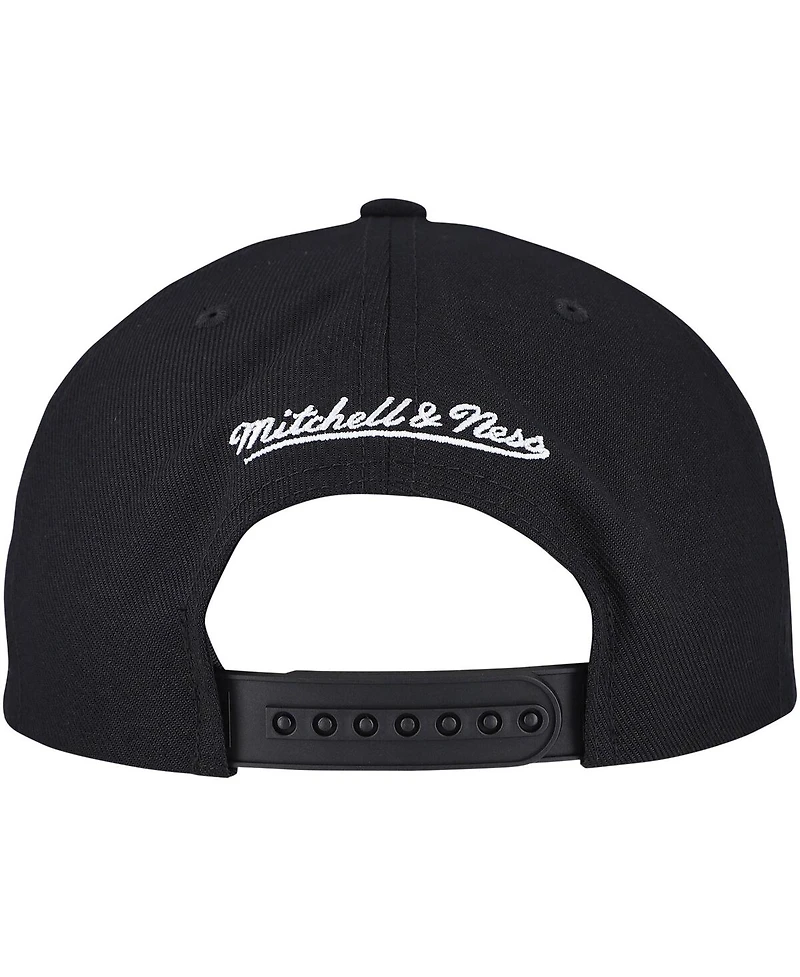 Mitchell & Ness Men's Black Chicago White Sox Double Up Snapback Hat
