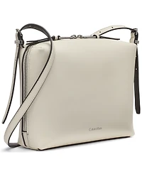Calvin Klein Lowen Top Zipper Crossbody