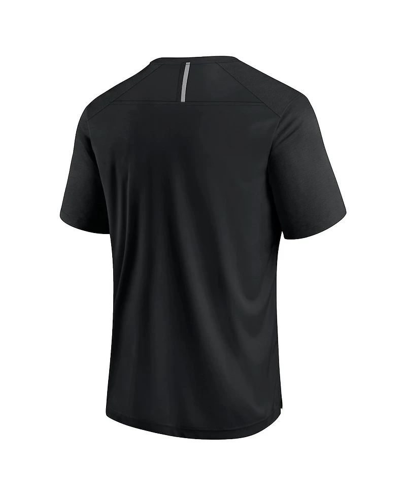 Fanatics Men's Black New Orleans Saints Defender Blackout T-Shirt