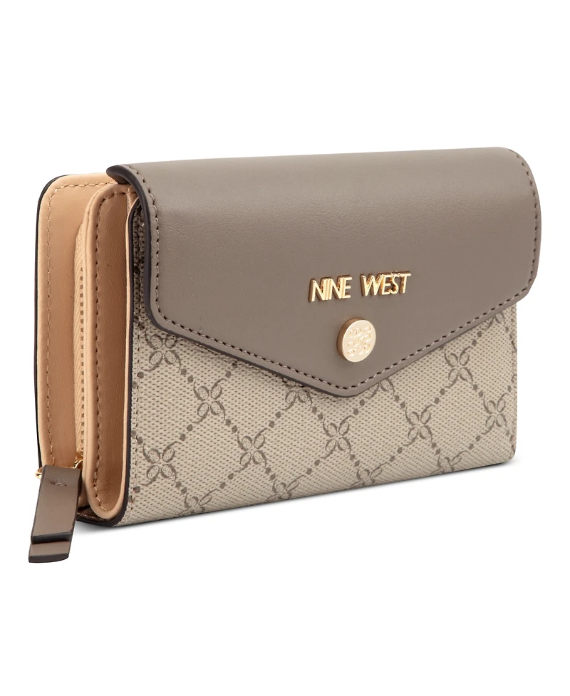 Nine West Caireann French Wallet