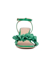 Women's Gwendolyn Kitten Heel