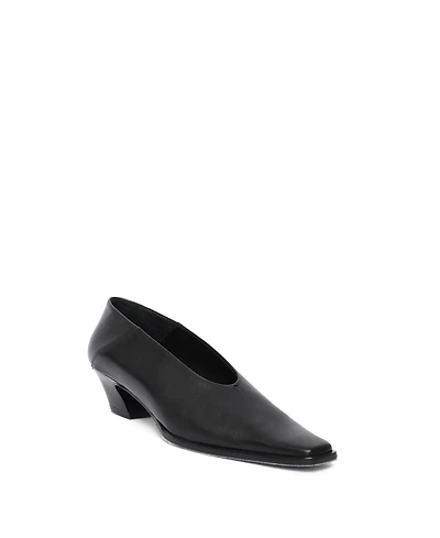 Maguire Shoes Soria Low Closed-Toe Heel