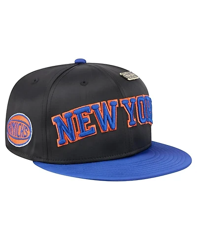 New Era Men's Black/Blue York Knicks Throwback Satin Vintage Pin Two-Tone 59FIFTY Fitted Hat