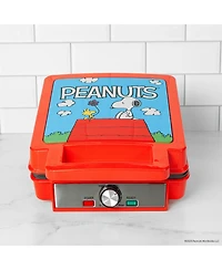 Uncanny Brands Peanuts Deluxe Waffler