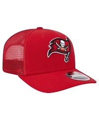 New Era Men's Red Tampa Bay Buccaneers Main Trucker 9SEVENTY Stretch Snap Hat