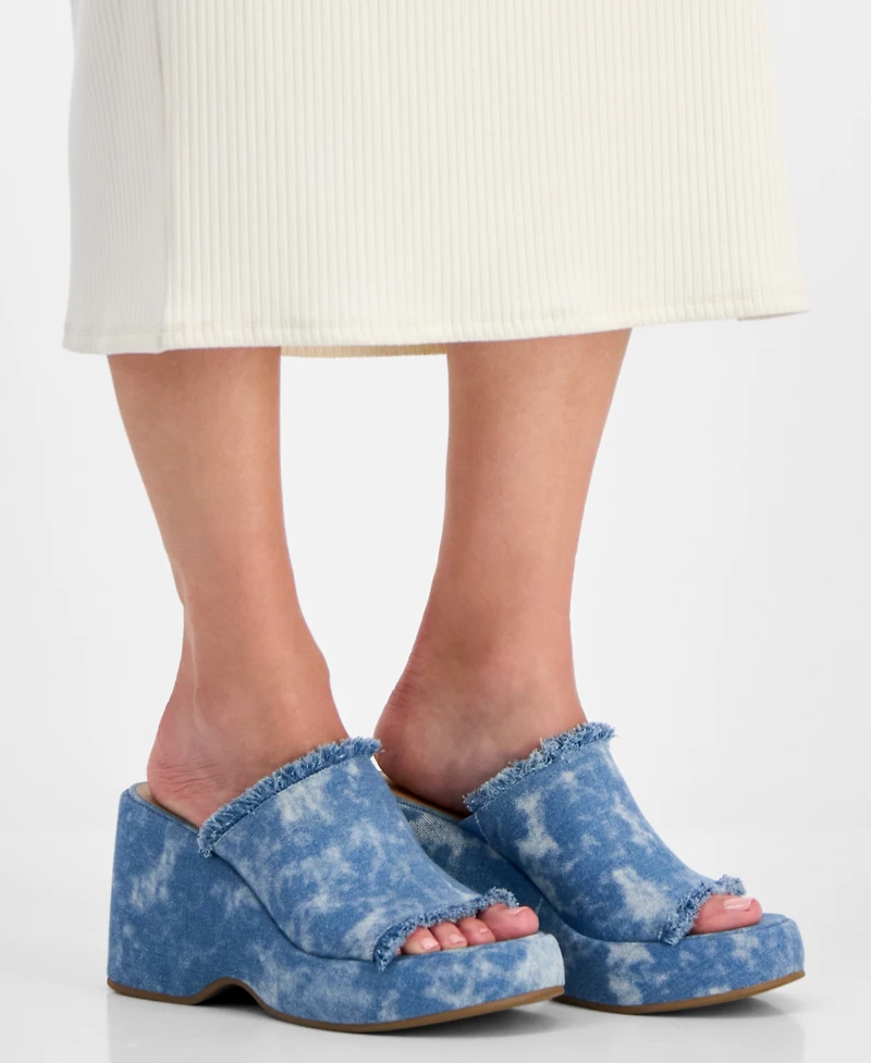 Wild Pair Mahrshah Platform Slide Sandals, Exclusively at Macy's