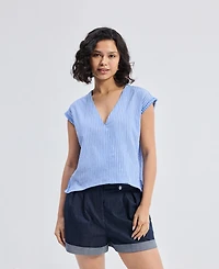 Reistor Women's Boxy V-neck Top with Fray Detail