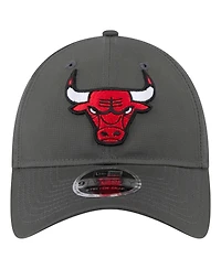 New Era Men's Charcoal Chicago Bulls Active Ripstop 9TWENTY Adjustable Hat