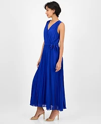 Sandra Darren Women's Sleeveless Pleated Maxi Dress