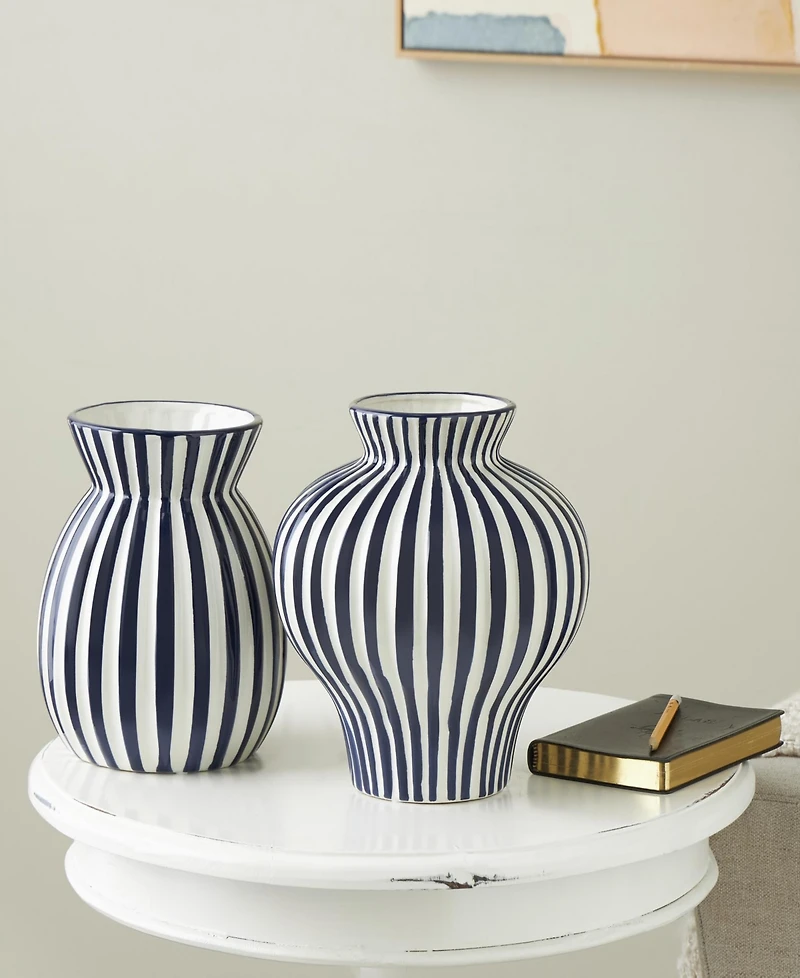 Rosemary Lane Ceramic Modern Vase, Set of 2