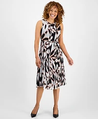 Sandra Darren Petite Tiered Printed Midi Dress